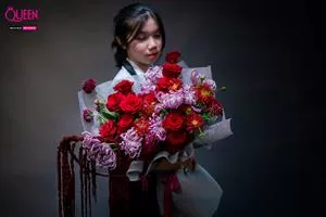 Hoa Thiết Kế Độc Bản: Khi Mỗi Nhành Hoa Là Một Bản Ngôn Cá Tính